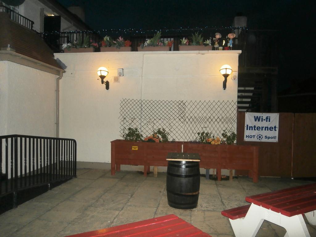 Victoria Inn Washington  Exterior photo